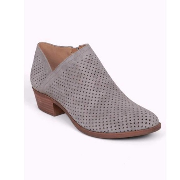🎁 Lucky Brand Gray Suede Booties Baylah Perforated 8.5 - Picture 1 of 7